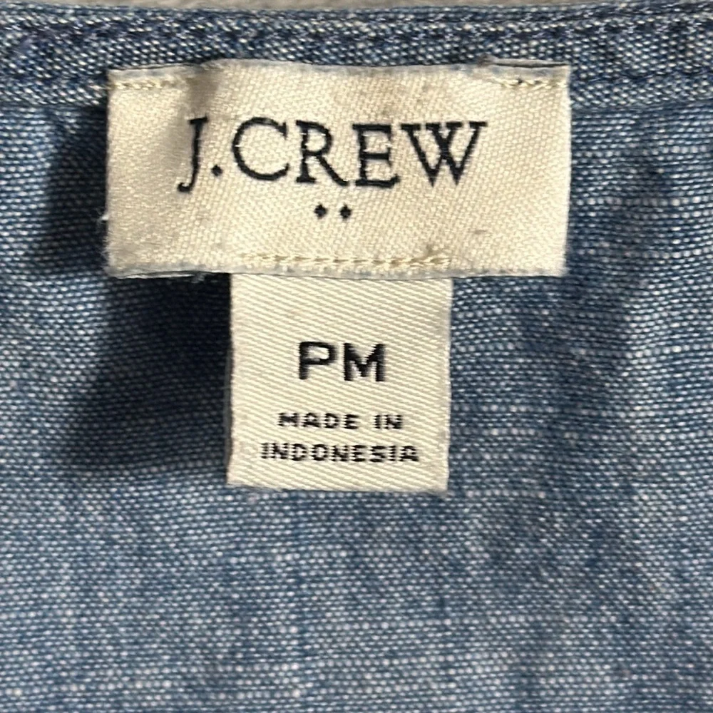 J. Crew top women’s petite medium Chambray Puff‎ Sleeve Blouse Relaxed Fit